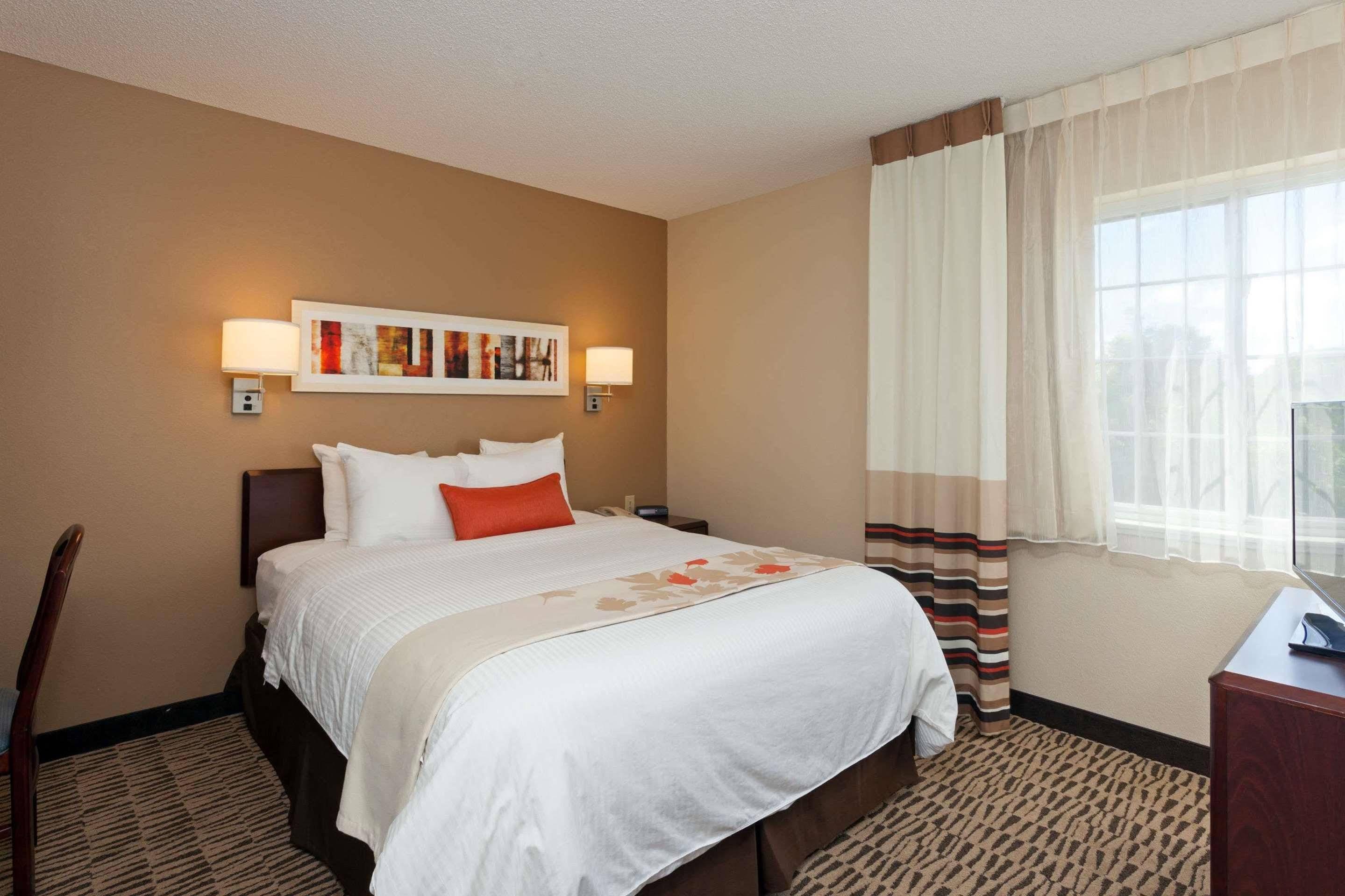 Mainstay Suites Detroit פרמינגטון הילס מראה חיצוני תמונה