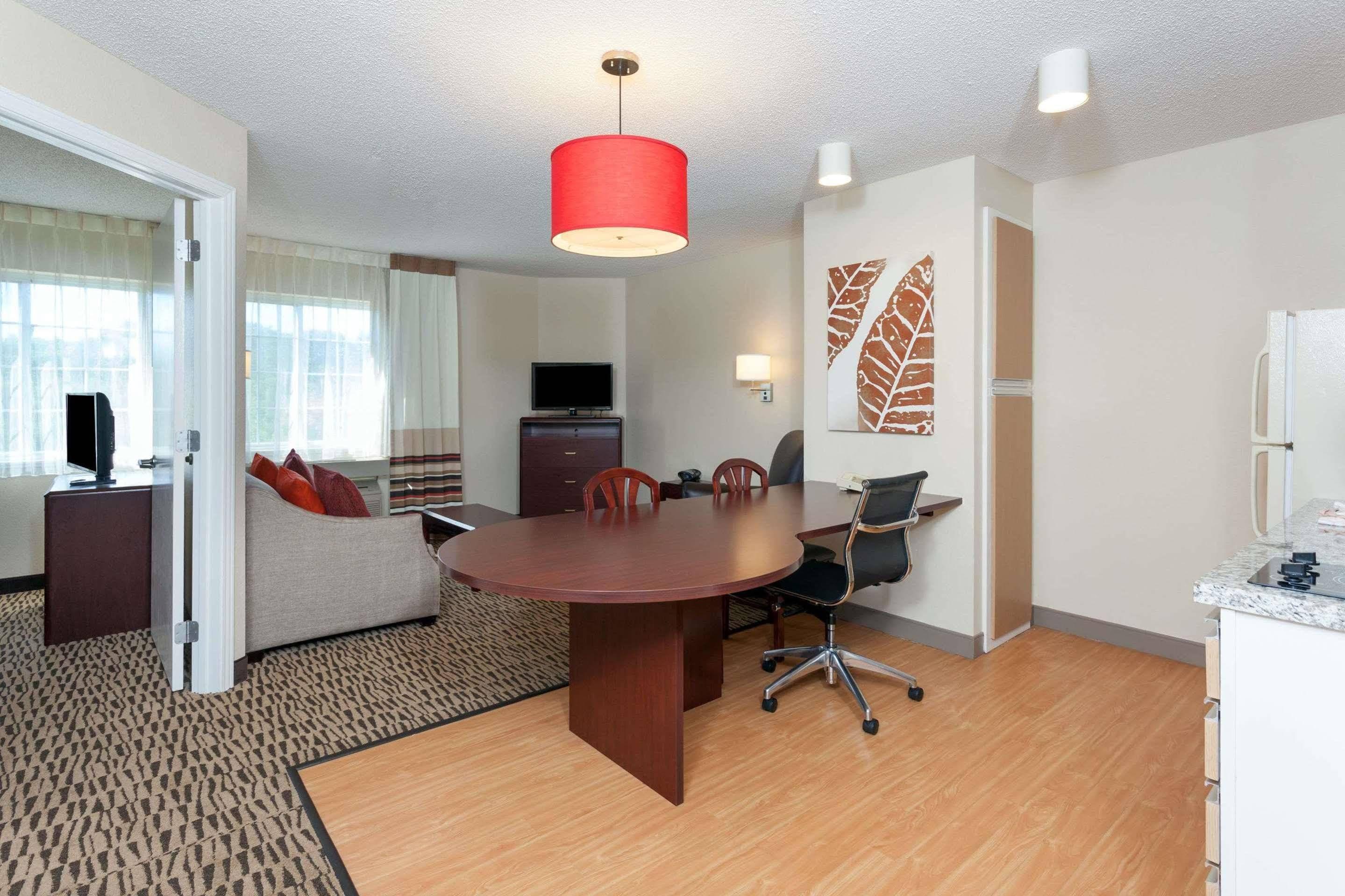Mainstay Suites Detroit פרמינגטון הילס מראה חיצוני תמונה