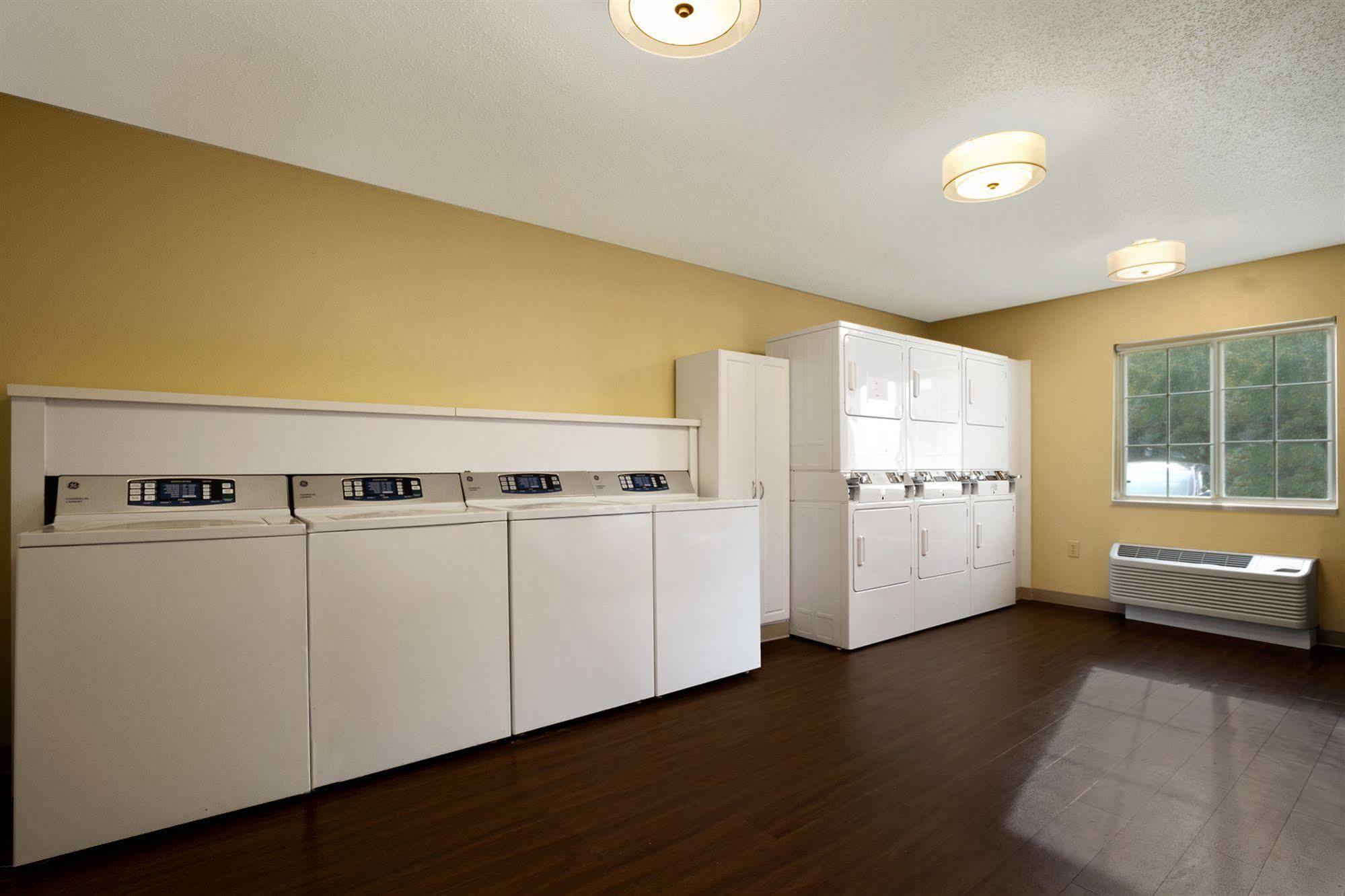 Mainstay Suites Detroit פרמינגטון הילס מראה חיצוני תמונה