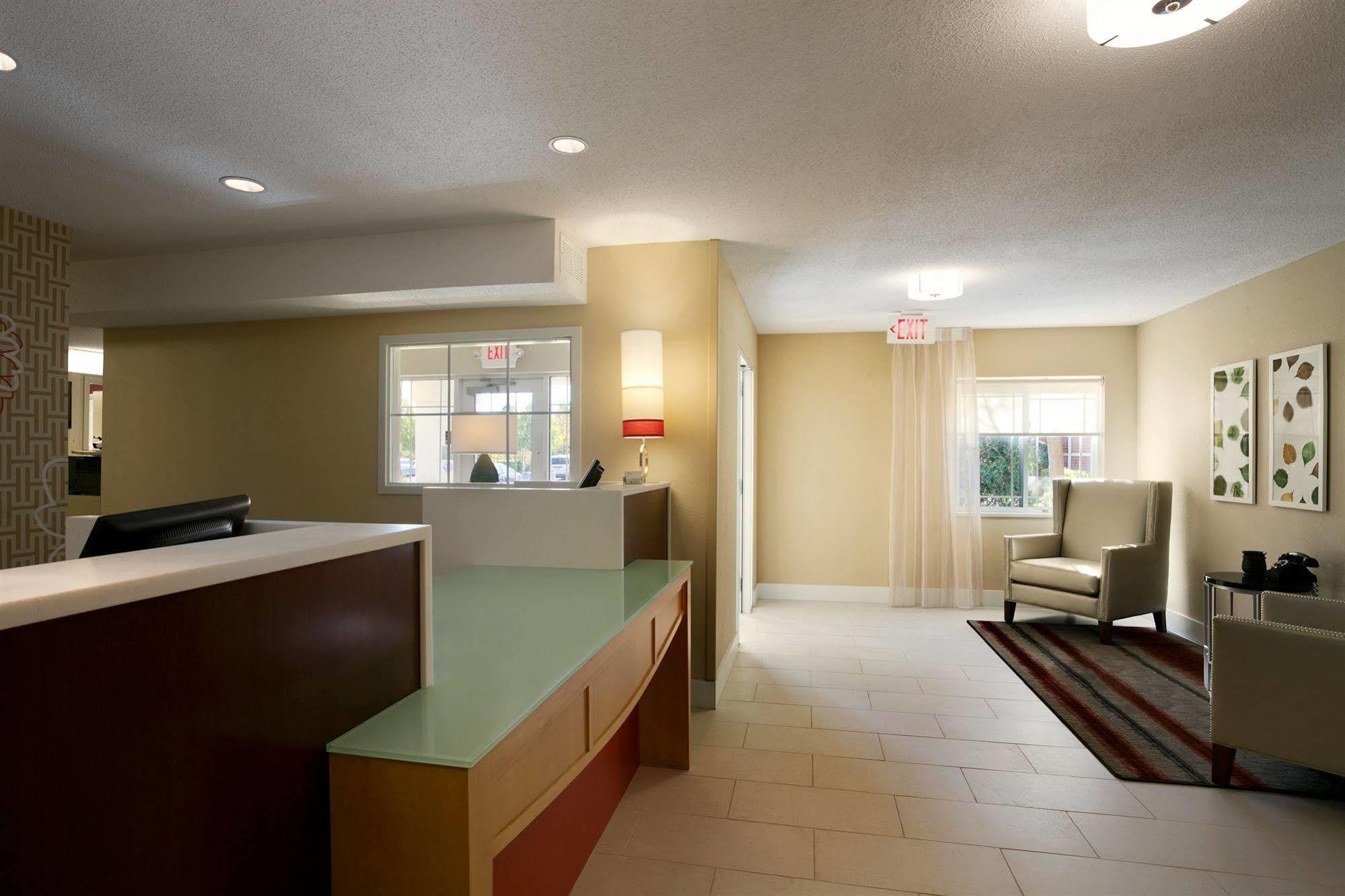 Mainstay Suites Detroit פרמינגטון הילס מראה חיצוני תמונה